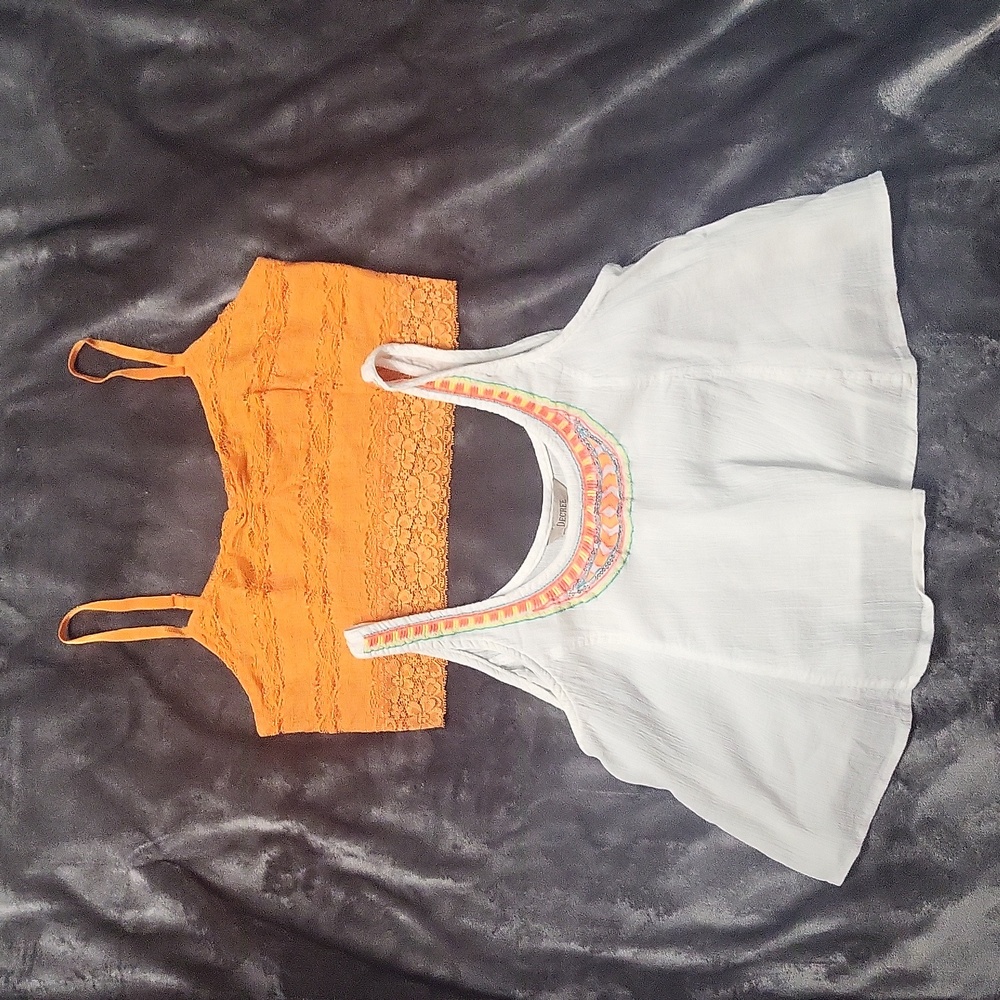 2 womens Large Decree cropped tanks tank tops shirts lot L NWOT orange white